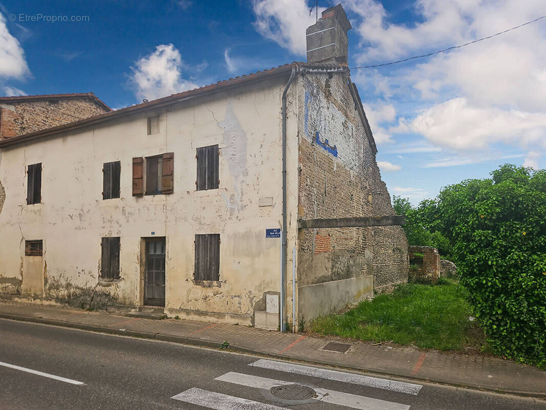 Maison à GRENADE-SUR-L'ADOUR