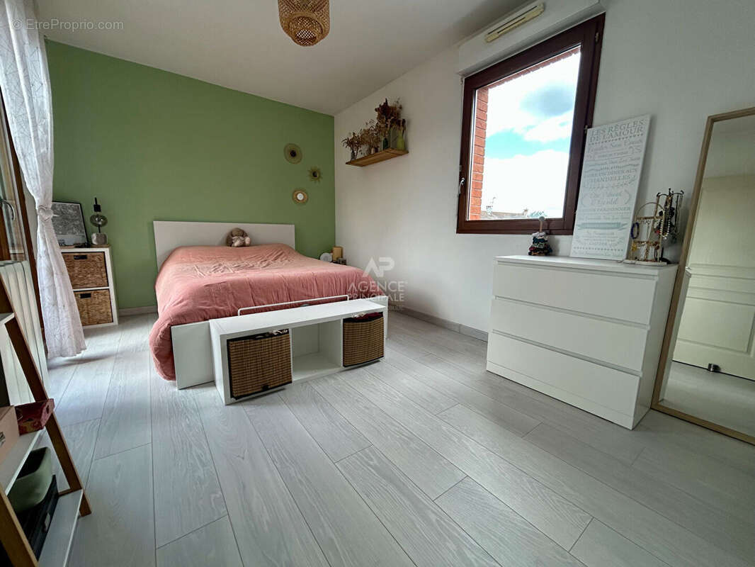 Appartement à CARRIERES-SOUS-POISSY