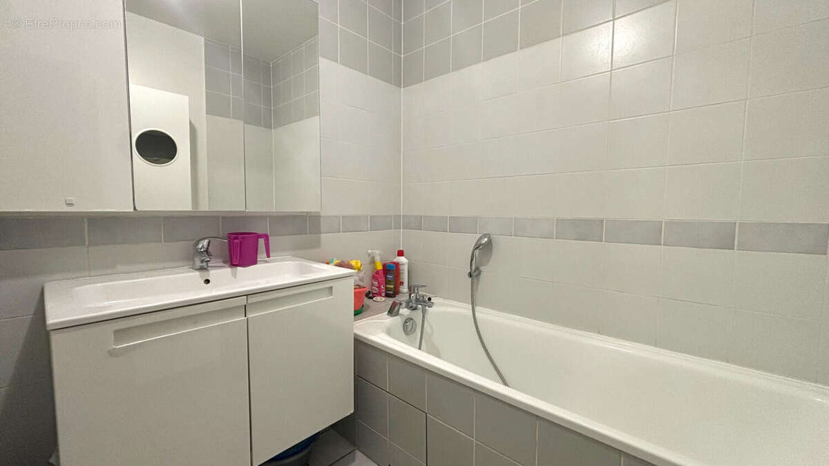 Appartement à PARIS-12E