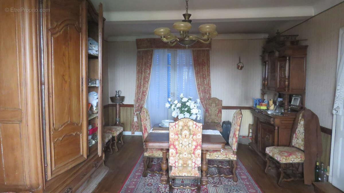 Maison à BADEFOLS-D'ANS