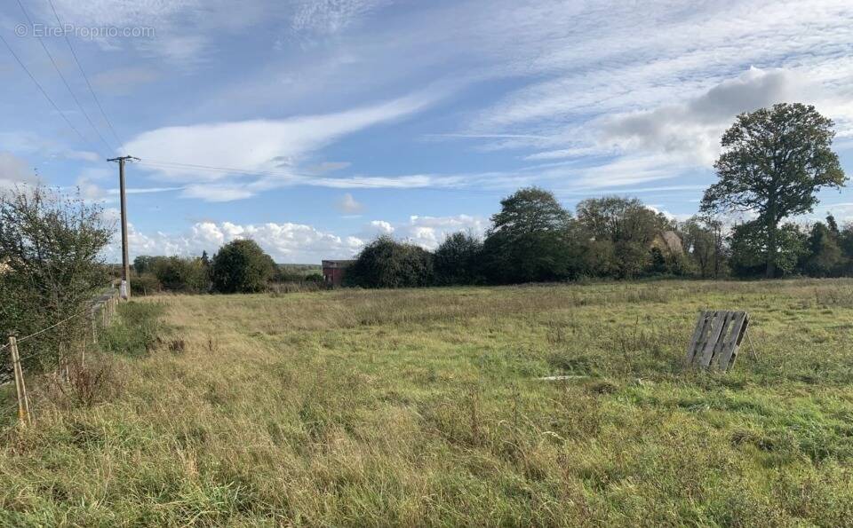 Terrain à CONCHES-EN-OUCHE