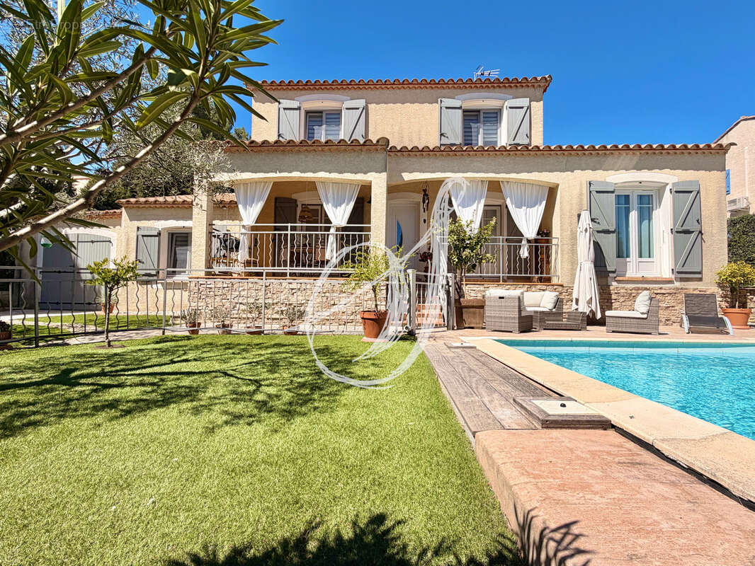 Maison à SAINT-GEORGES-D'ORQUES