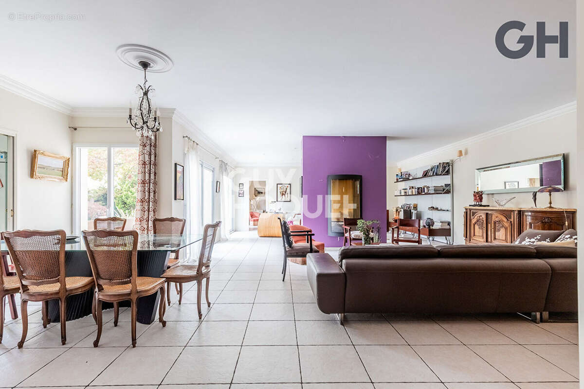 Maison à SOISY-SUR-SEINE