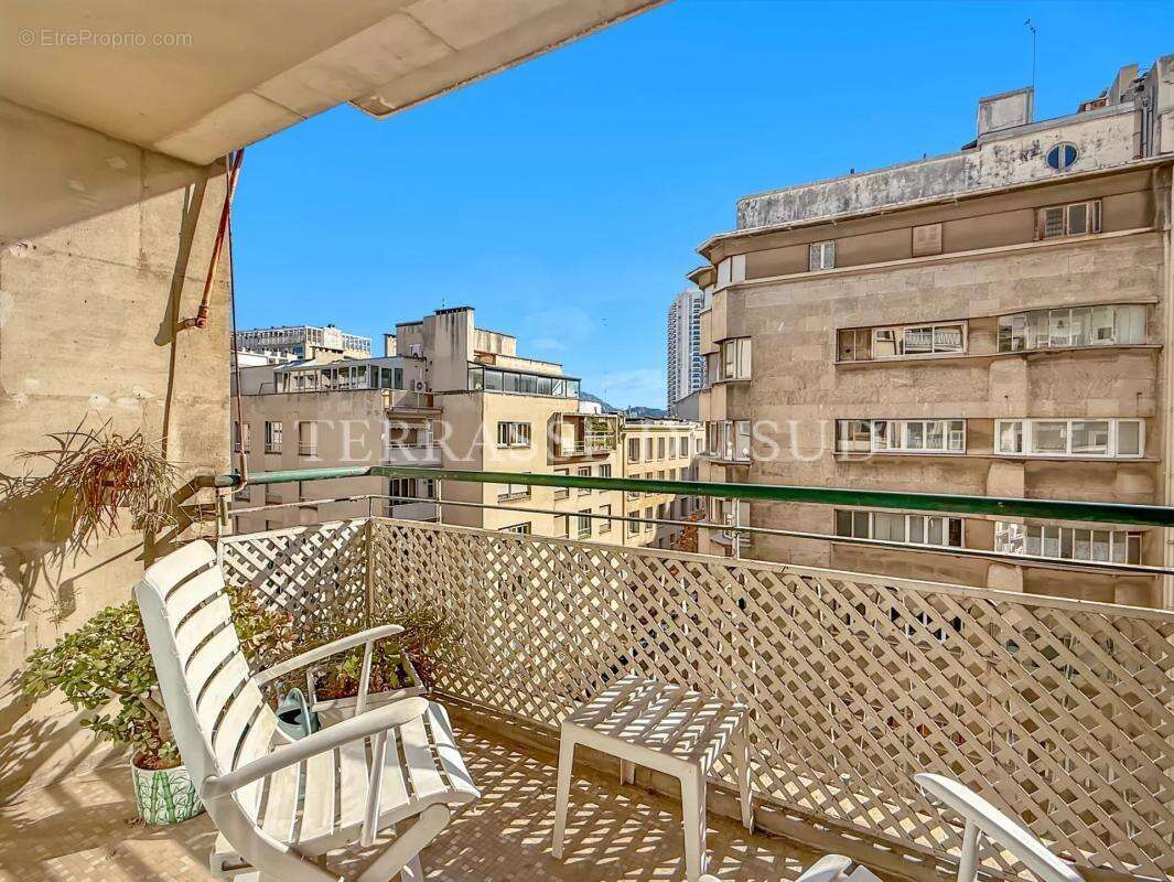 Appartement à MARSEILLE-8E