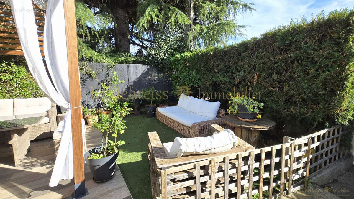 Maison à BOUILLARGUES