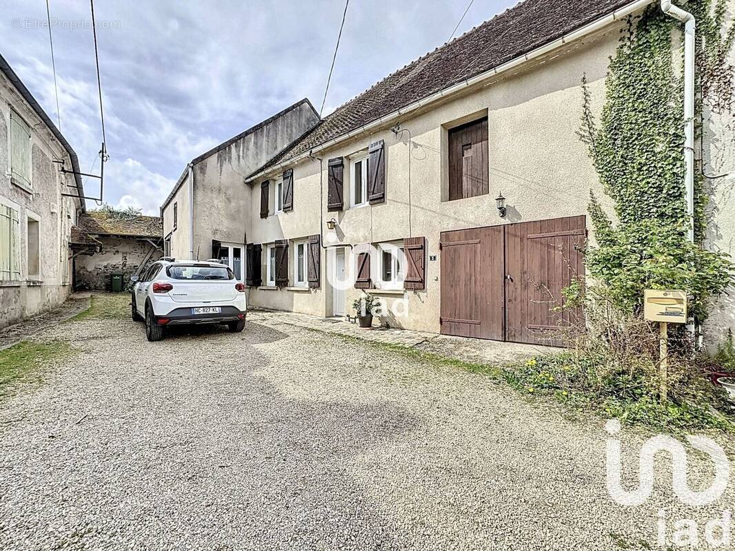 Photo 1 - Maison à REBAIS