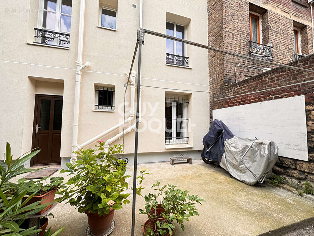 Appartement à SAINT-OUEN