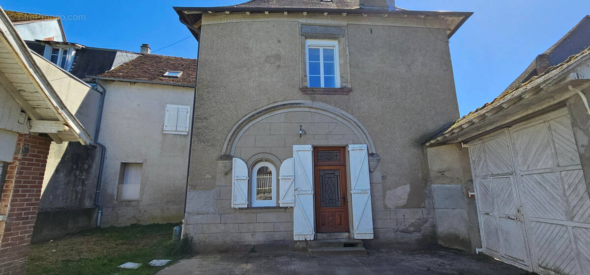Bâtisse de charme avec 2 logements indépendants - photo 4