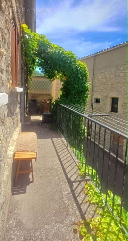 Maison de village pleine de charme avec vue – La Piarre (05) - photo 2