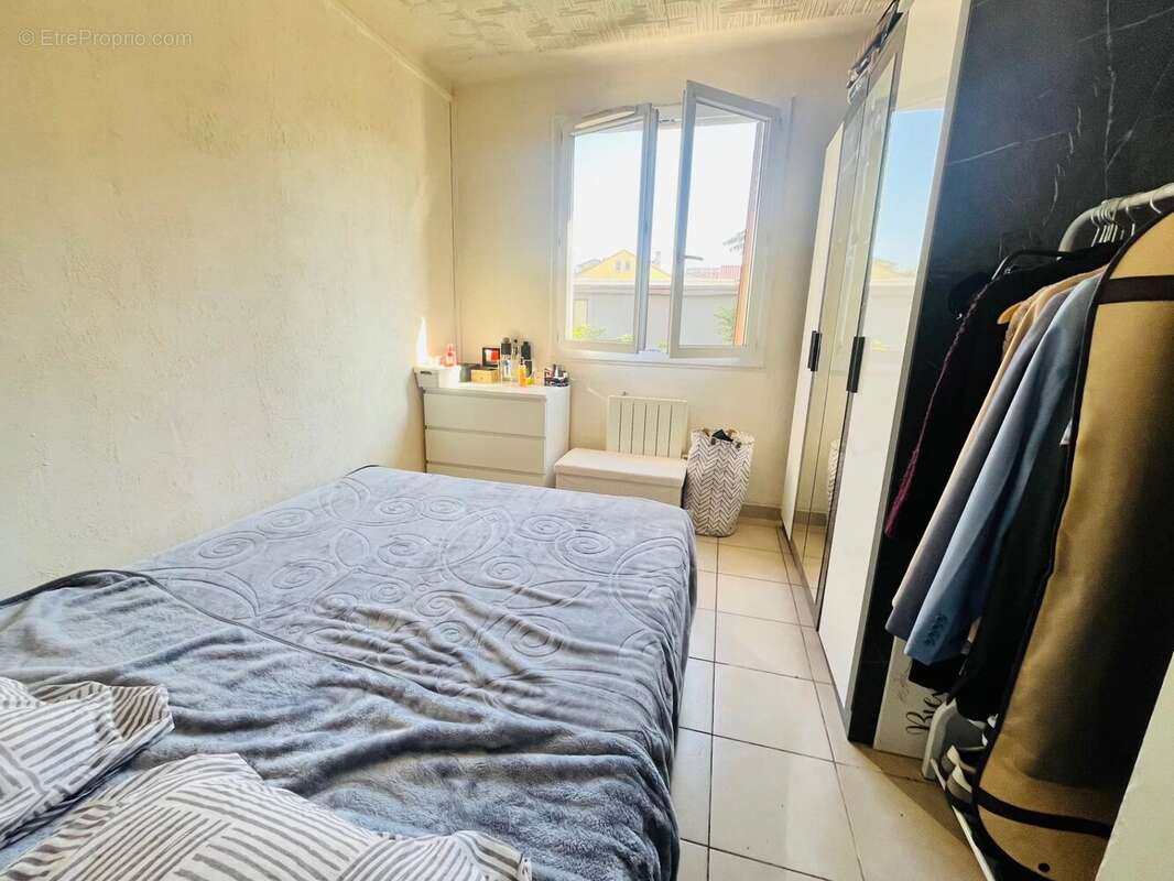 Appartement à MARSEILLE-14E