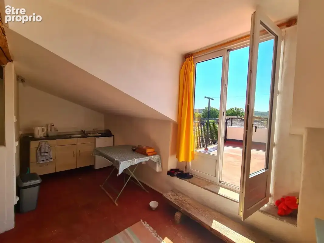 Maison de village de caractère avec 3 chambres et terrasse. - photo 7