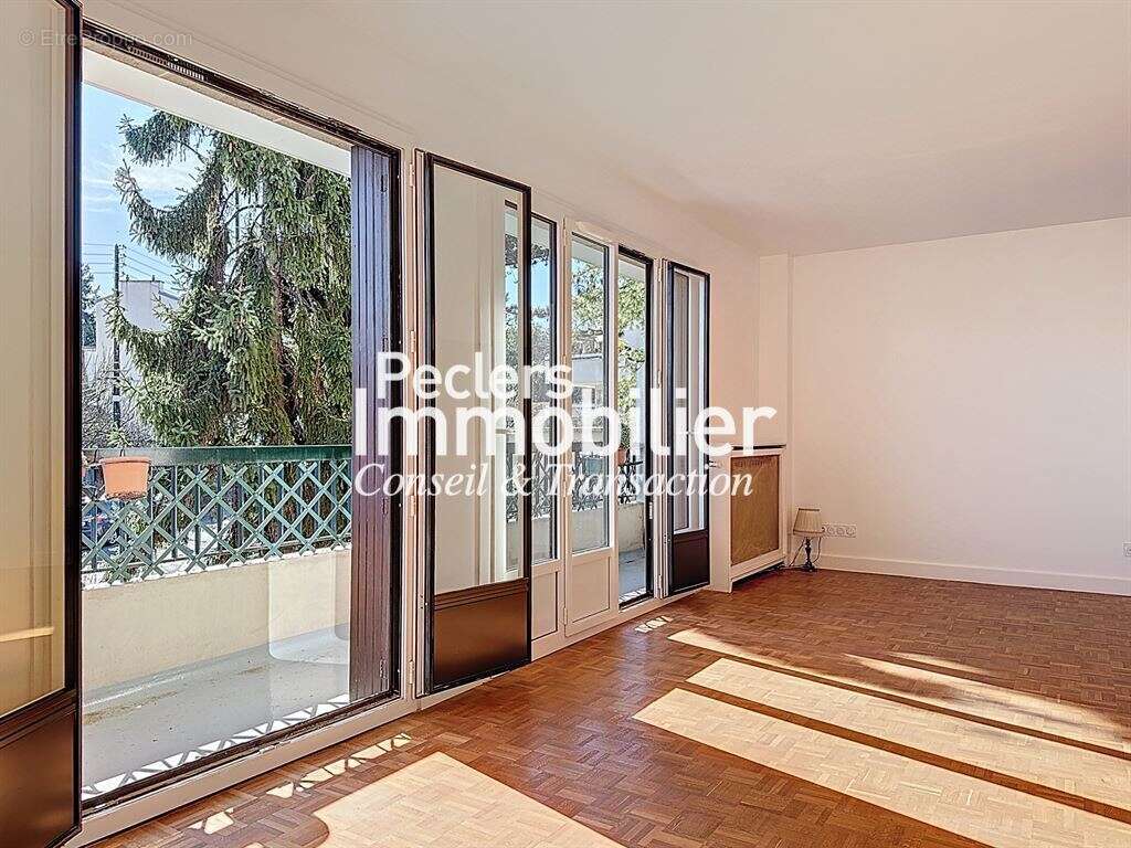 Appartement à RUEIL-MALMAISON