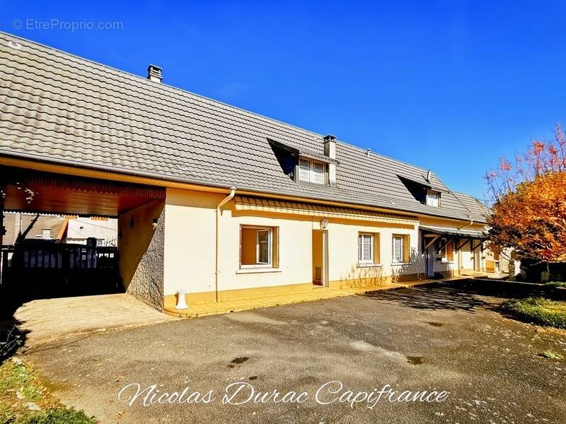 Maison à MOMERES