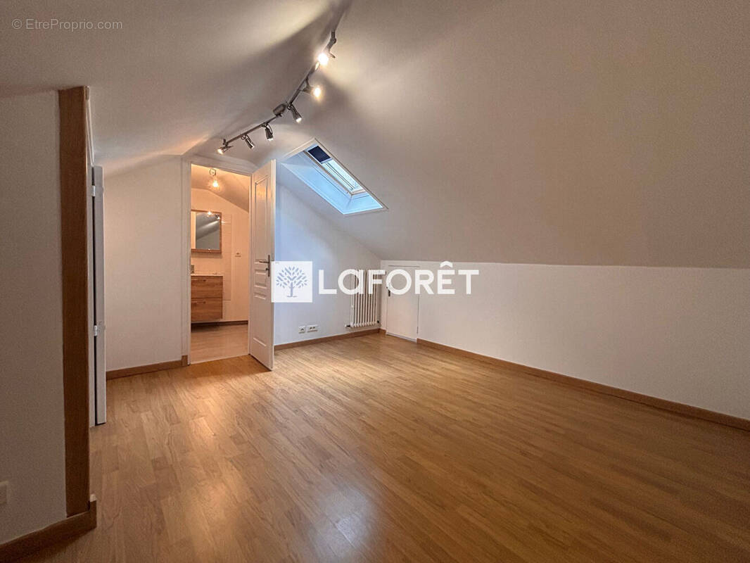 Maison à VILLEMOMBLE