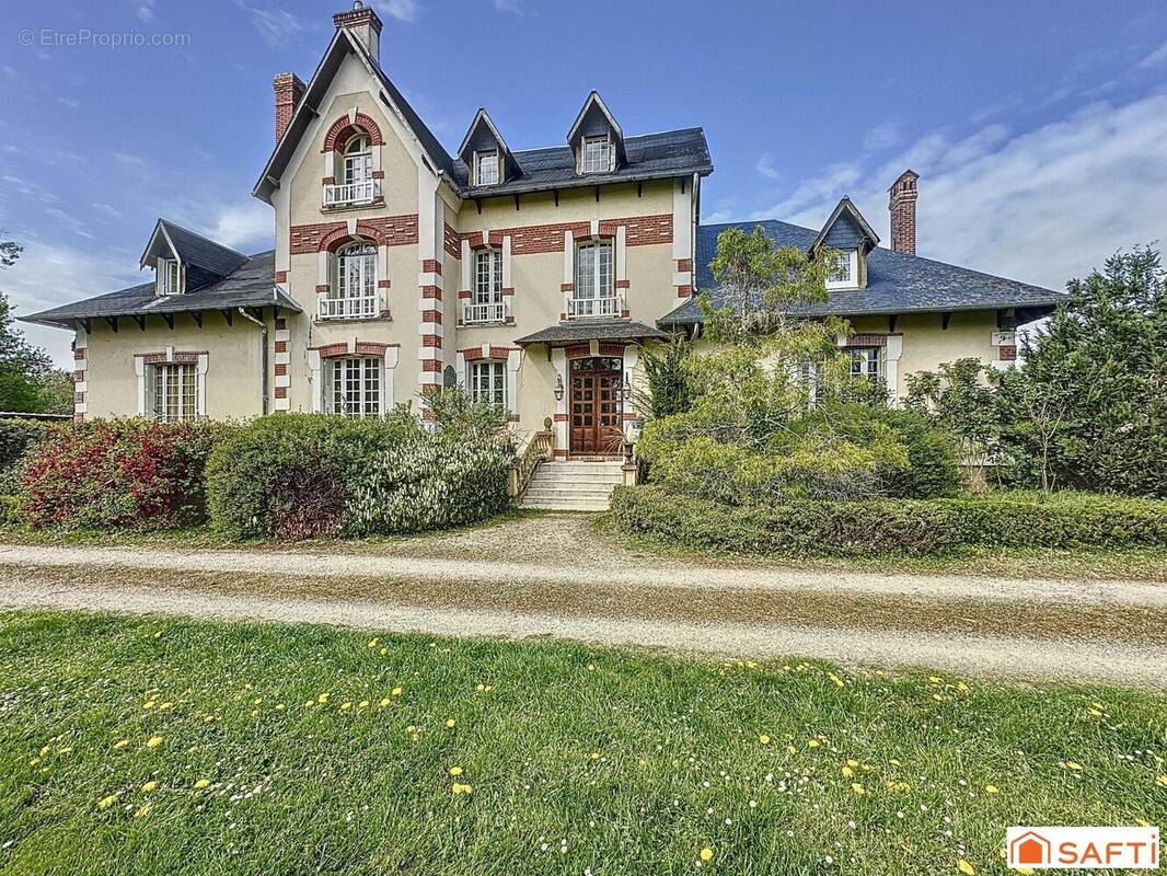 Photo 1 - Maison à VILLENEUVE-SUR-YONNE