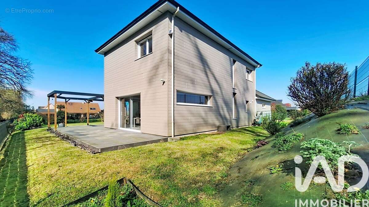 Photo 3 - Maison à BOURG-ACHARD