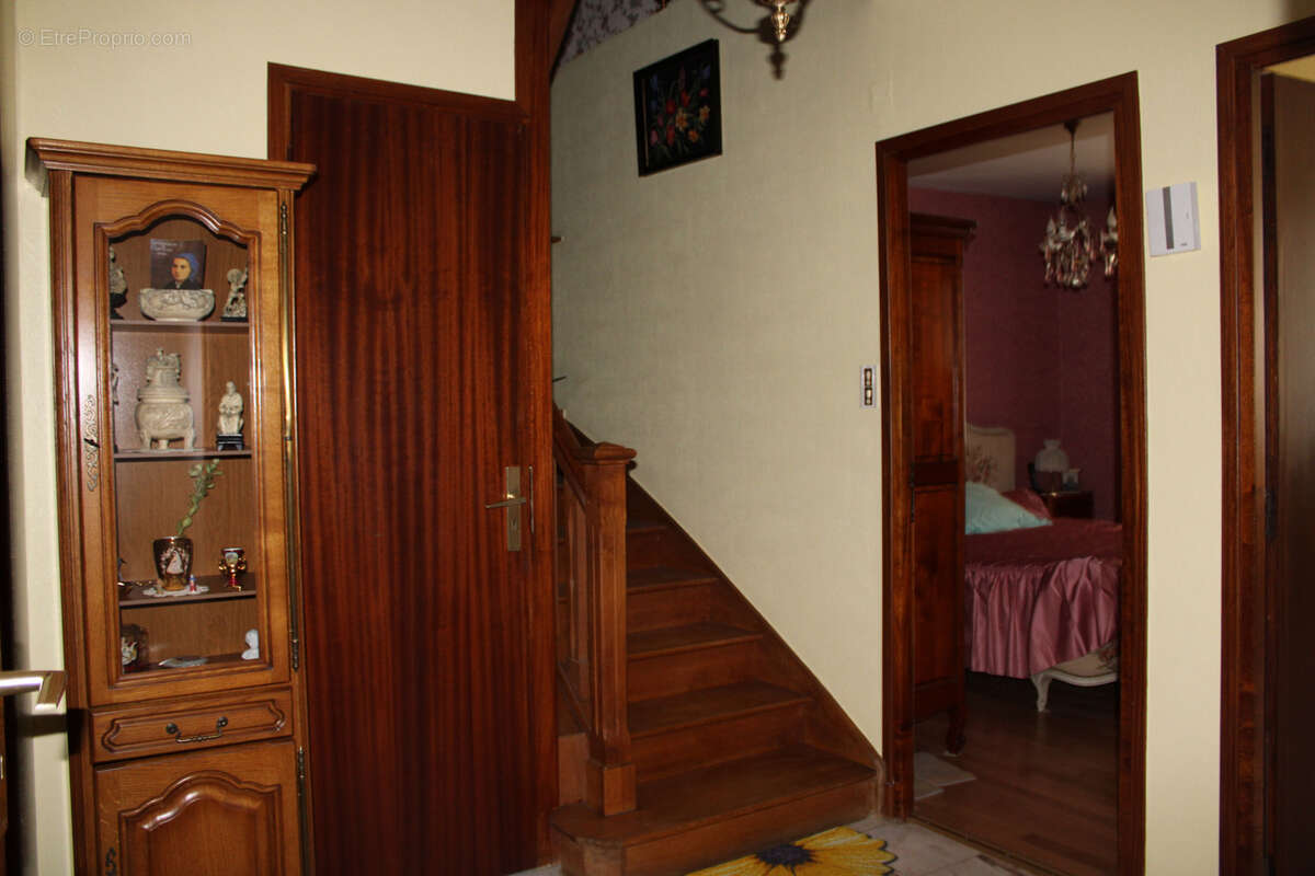 Maison à RIOM-ES-MONTAGNES