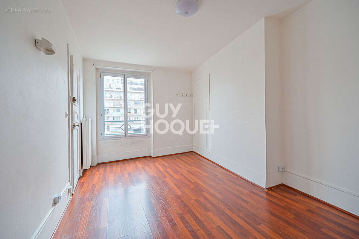 Appartement à PARIS-12E
