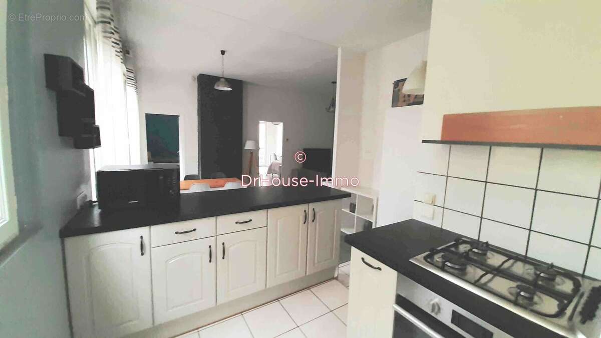 Appartement 72 m² à Saint-Etienne  - photo 22