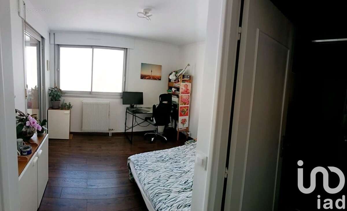 Photo 5 - Appartement à SURESNES