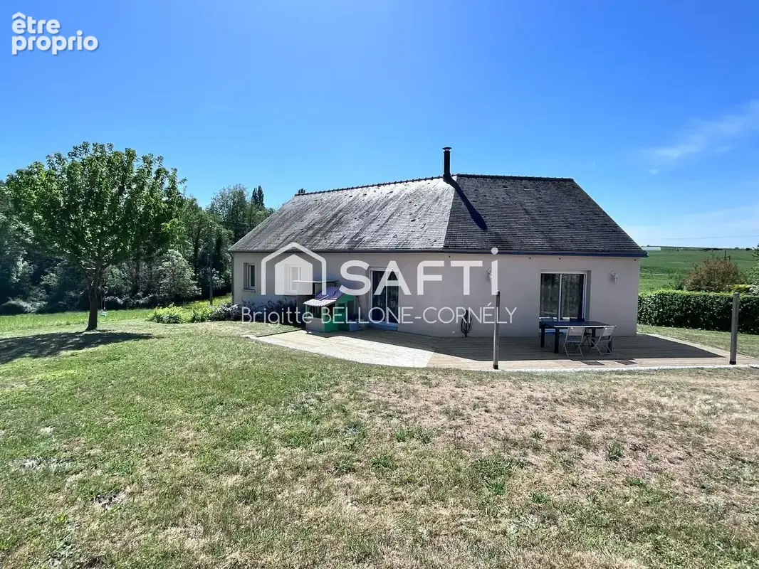 Photo 1 - Maison à SAINT-SULPICE