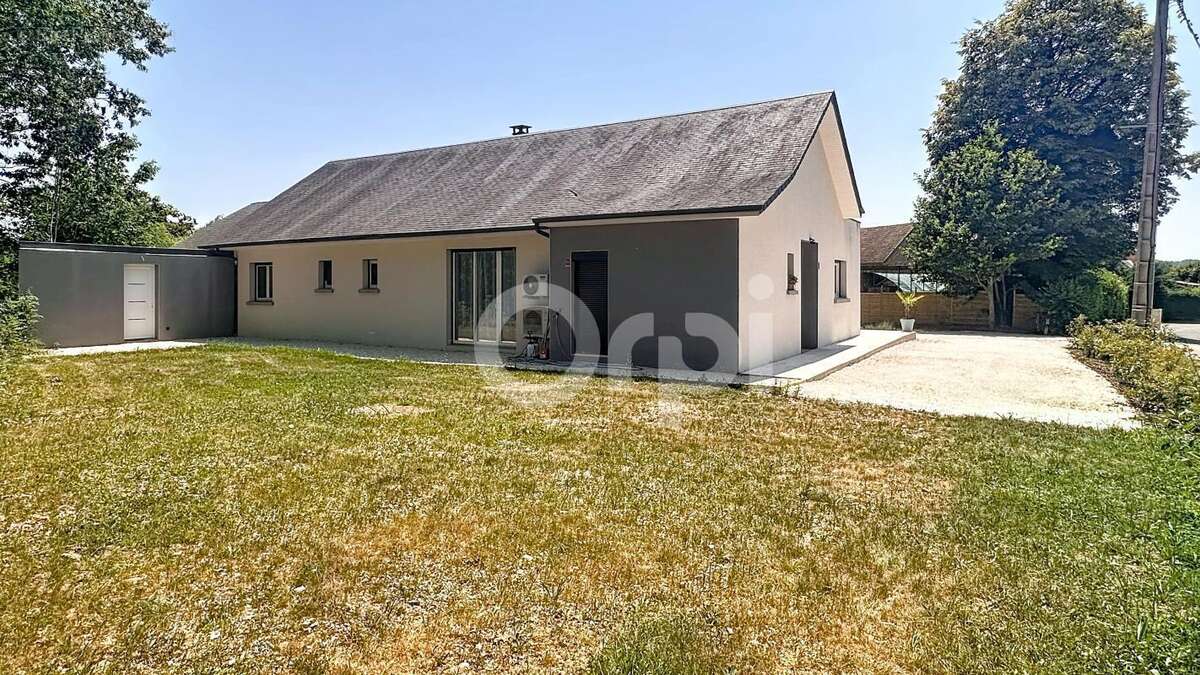 Maison à PERPEZAC-LE-NOIR
