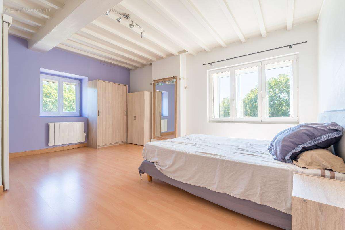 Appartement à SAIN-BEL