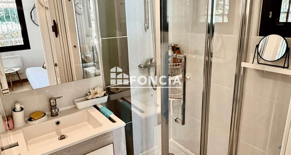 Appartement à SIX-FOURS-LES-PLAGES