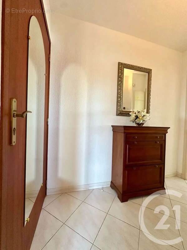 Appartement à SIX-FOURS-LES-PLAGES