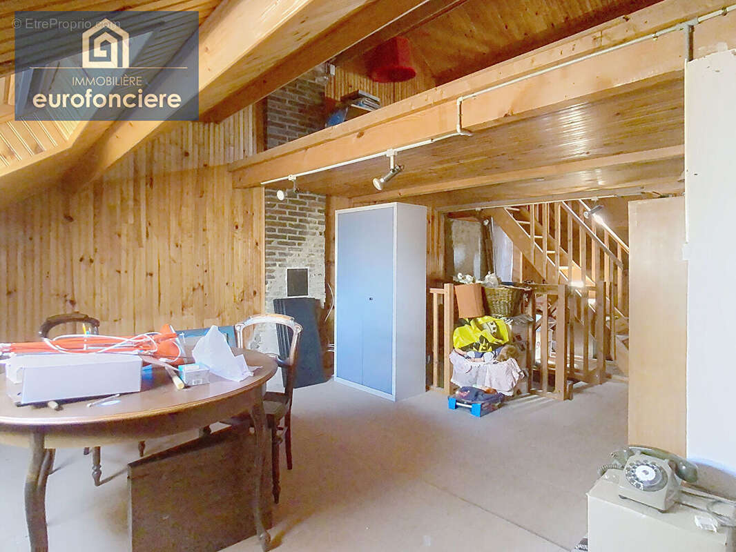 Maison à AIX-EN-OTHE