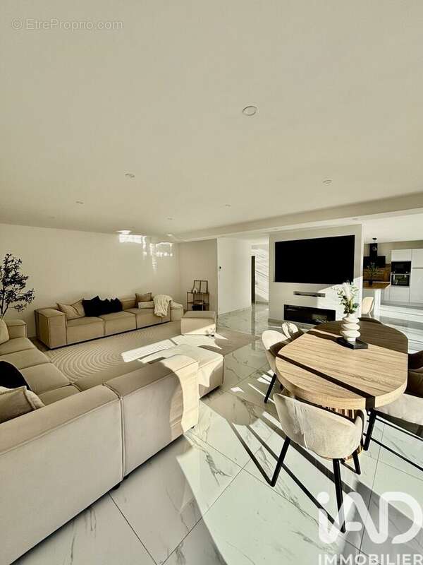 Photo 3 - Maison à CONILHAC-CORBIERES