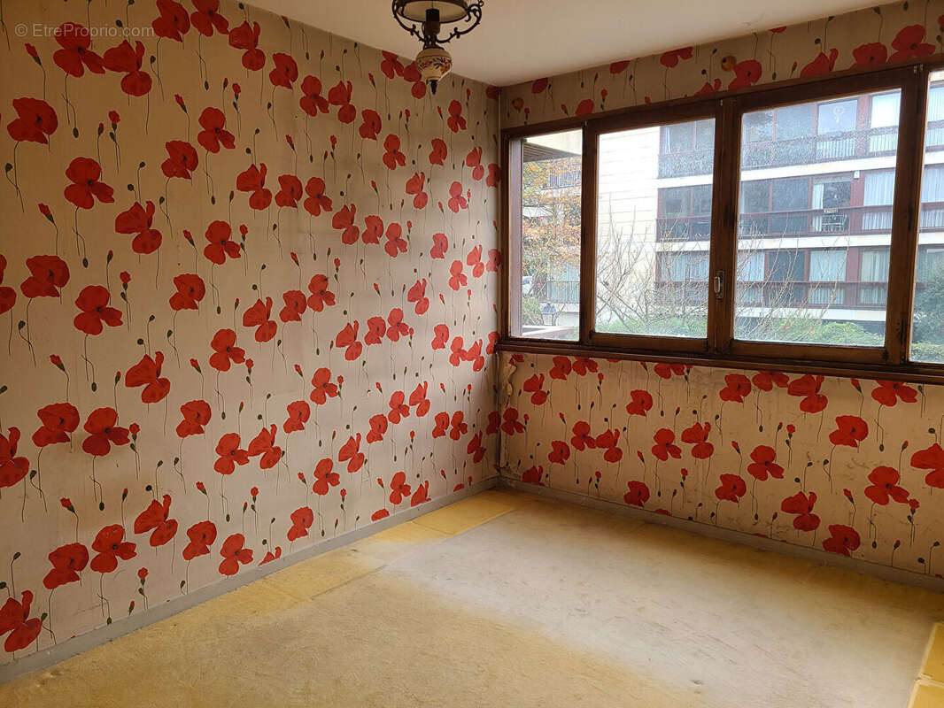 Appartement à FONTENAY-LE-FLEURY