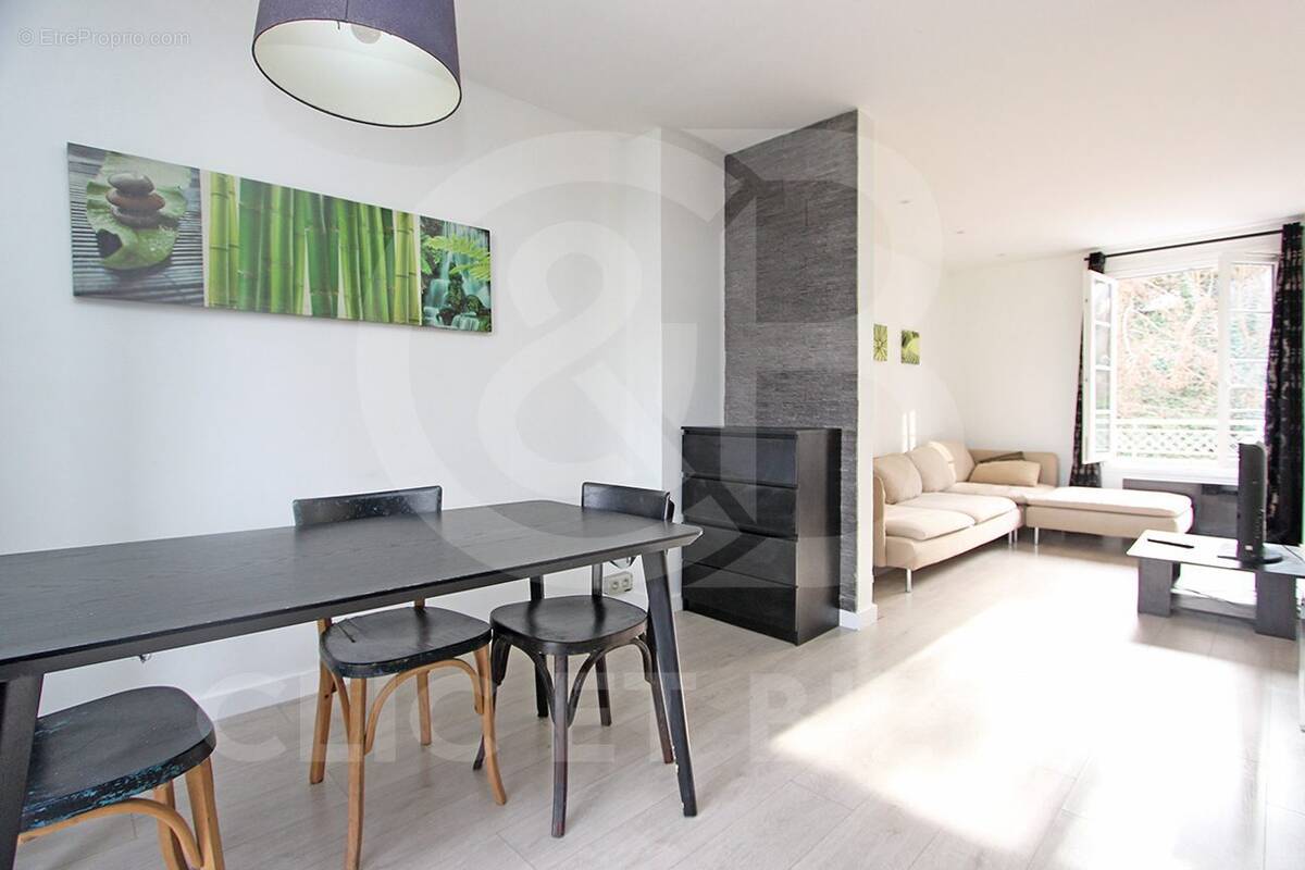 Appartement à VERSAILLES