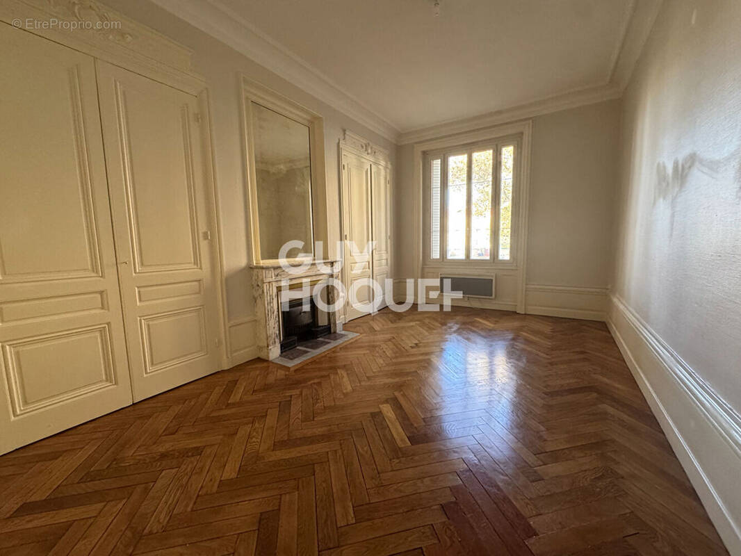 Appartement à LYON-4E