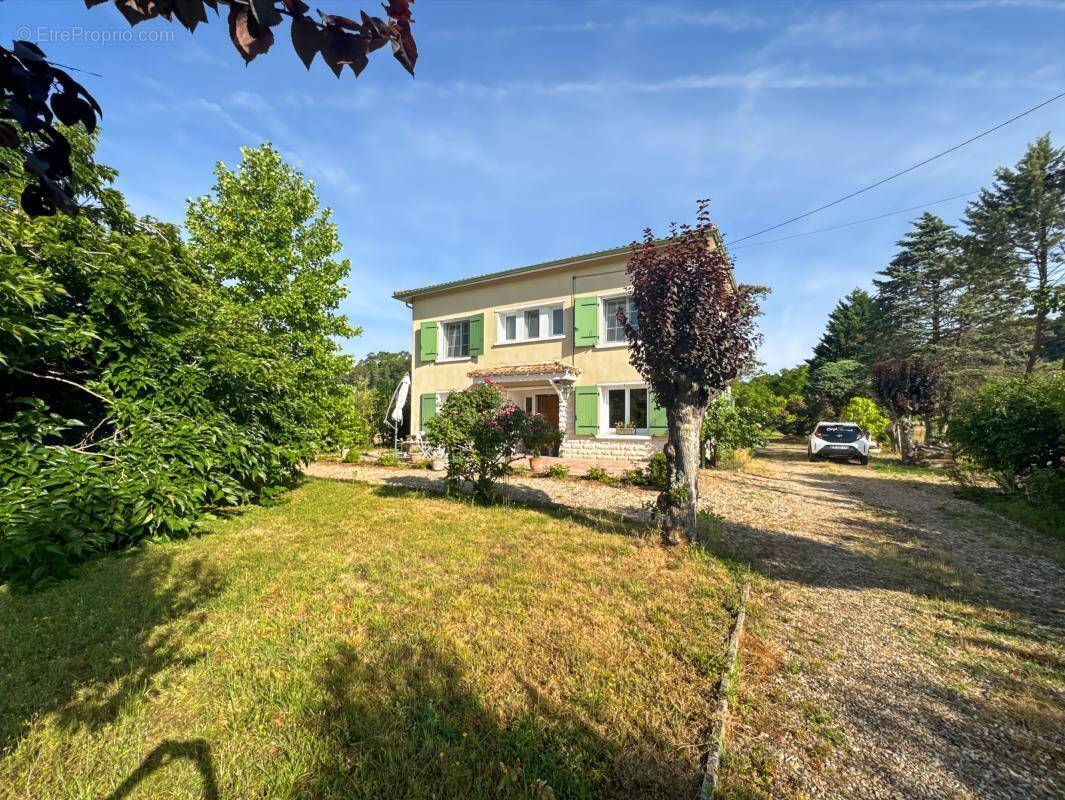 Maison à DOUZILLAC