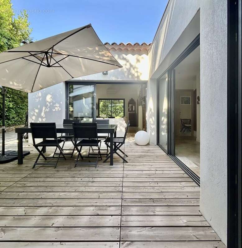 Maison à LA GARDE