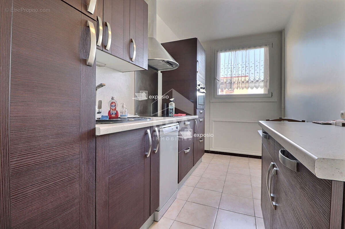 Appartement à SAINT-DENIS