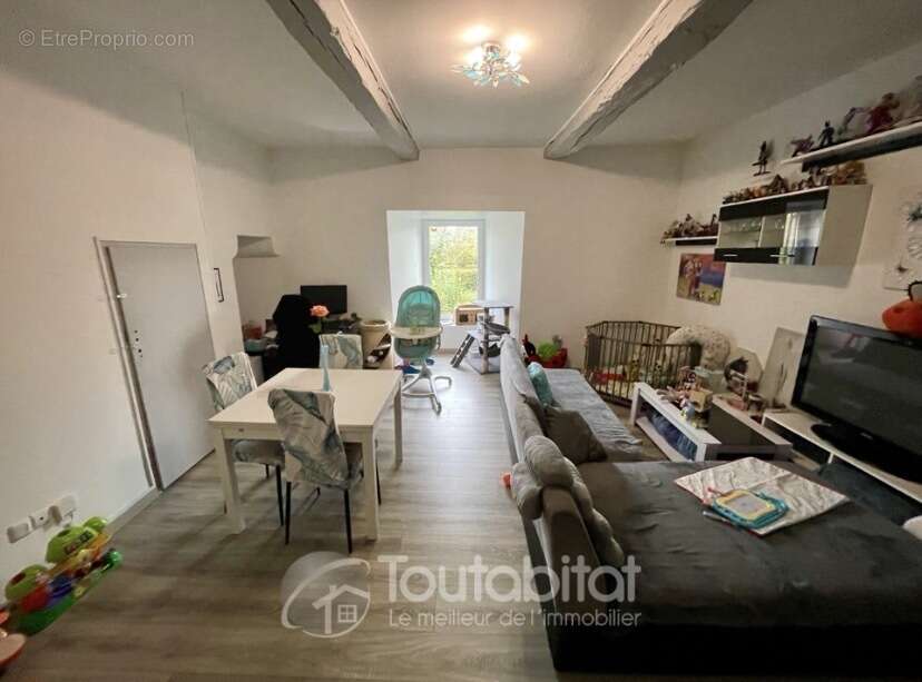 Appartement à LONNY