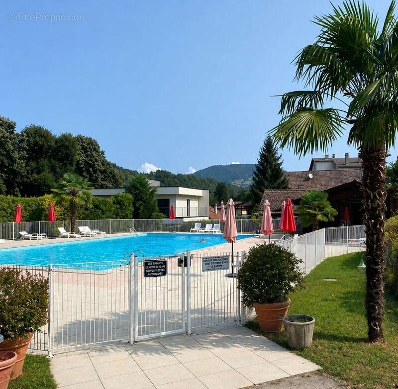 Appartement à VAULNAVEYS-LE-HAUT