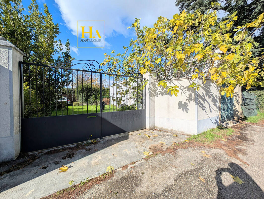 Maison à ROMANS-SUR-ISERE