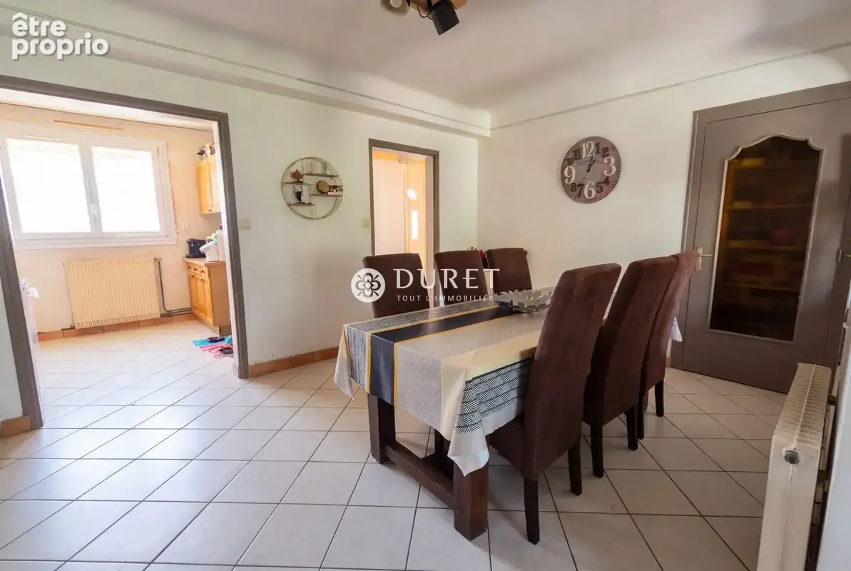 Maison 4 pièces 100 m² à vendre à La Roche-Sur-Yon (85000) - photo 3