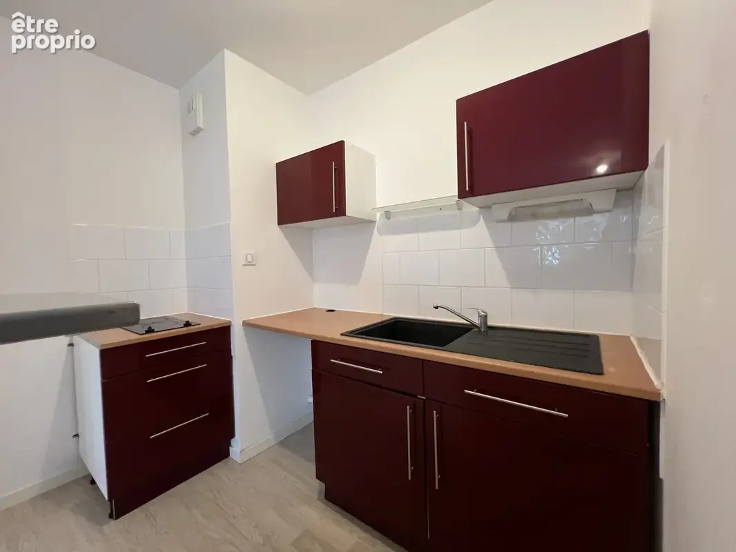 Appartement T3 -68 m2 avec balcon et parking LE POIRE SUR VIE - photo 7
