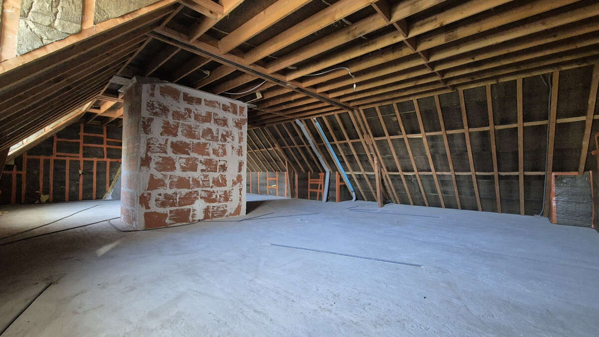 Maison 4 pièces avec vie de plain-pied à proximité de la plage au POULDU - photo 10