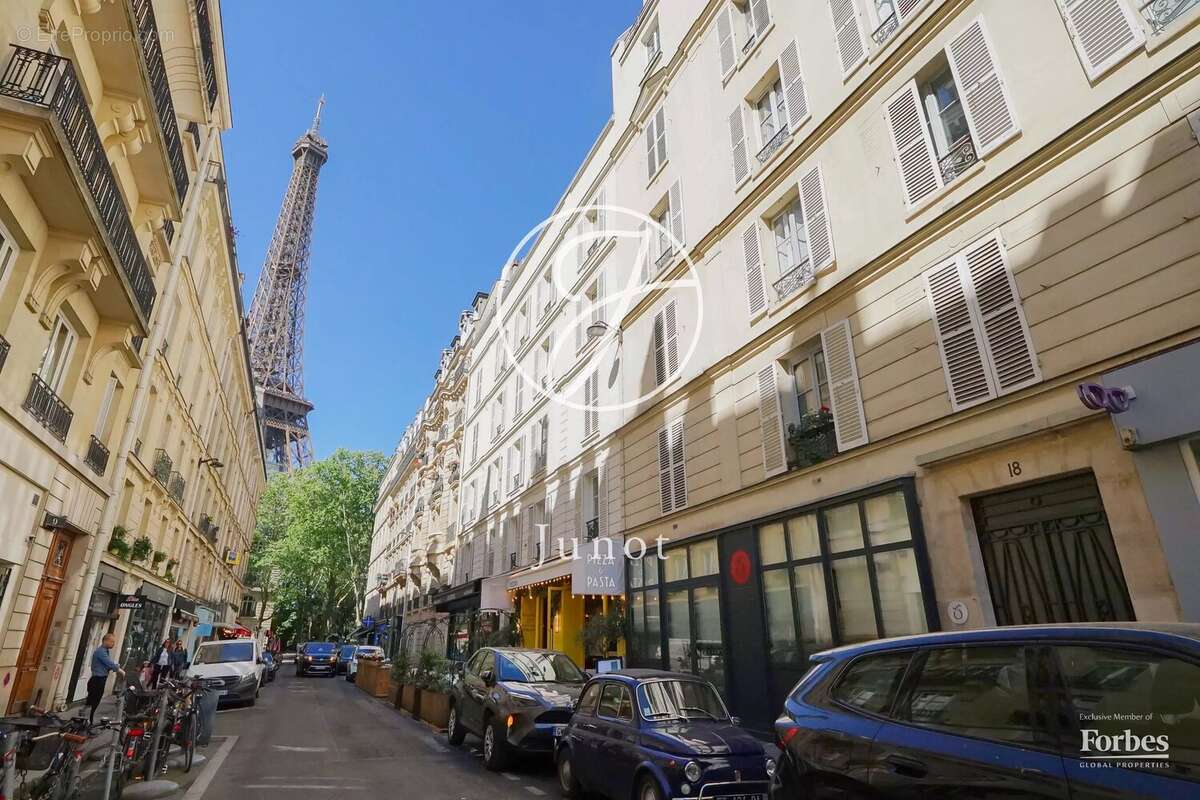 Appartement à PARIS-7E