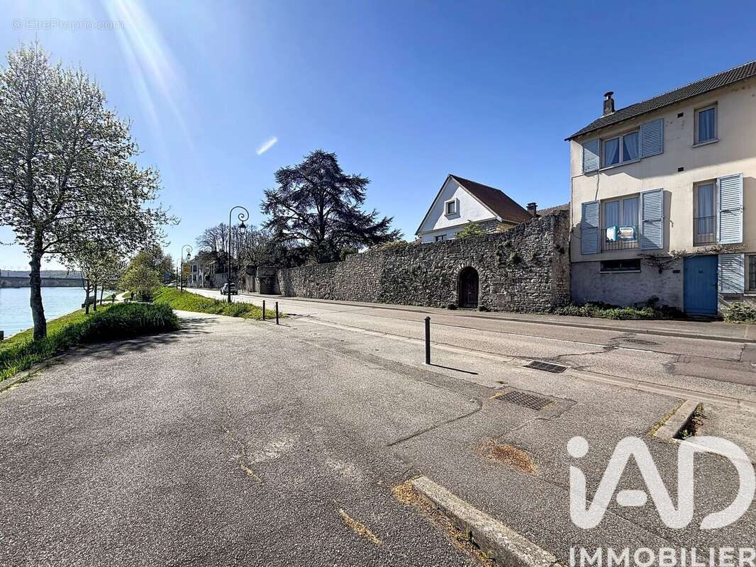 Photo 2 - Maison à MANTES-LA-JOLIE