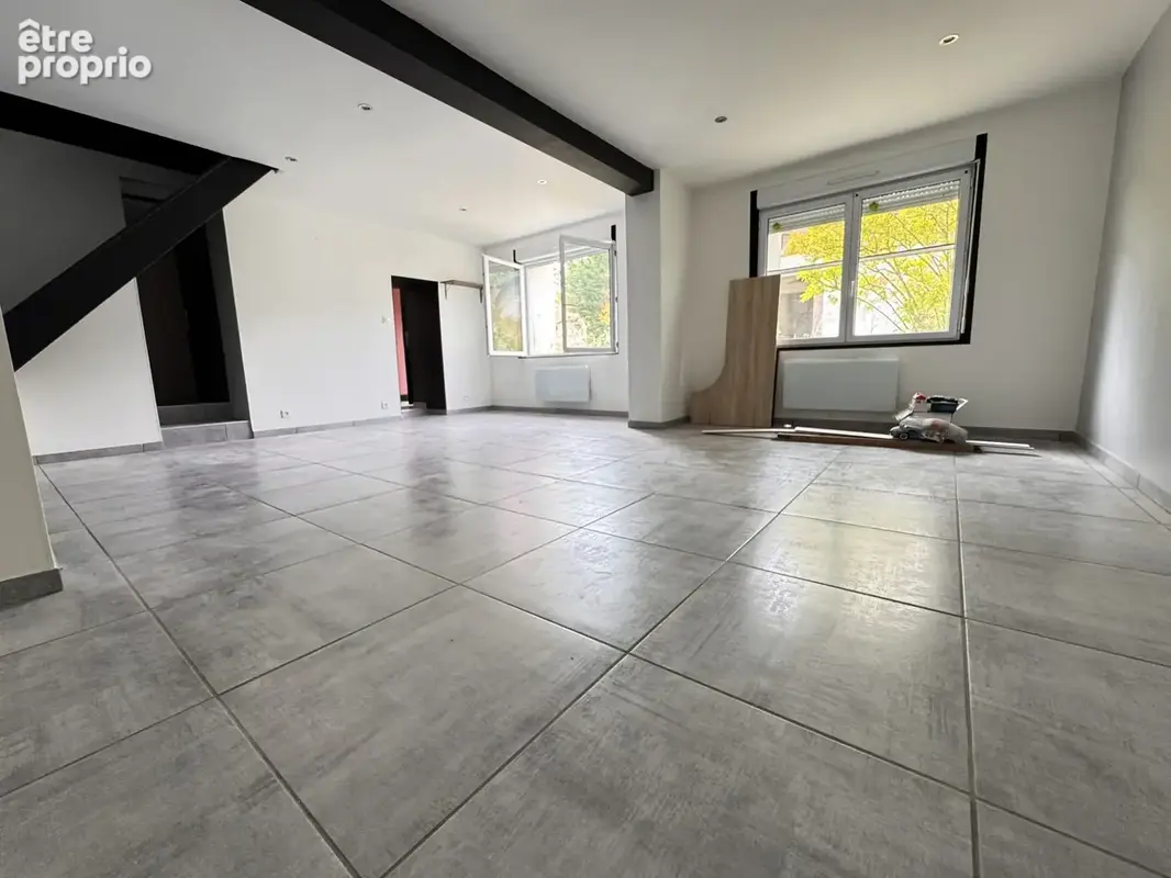 Maison 5 pièces 121 m² à vendre à Juicq (17770) - photo 3