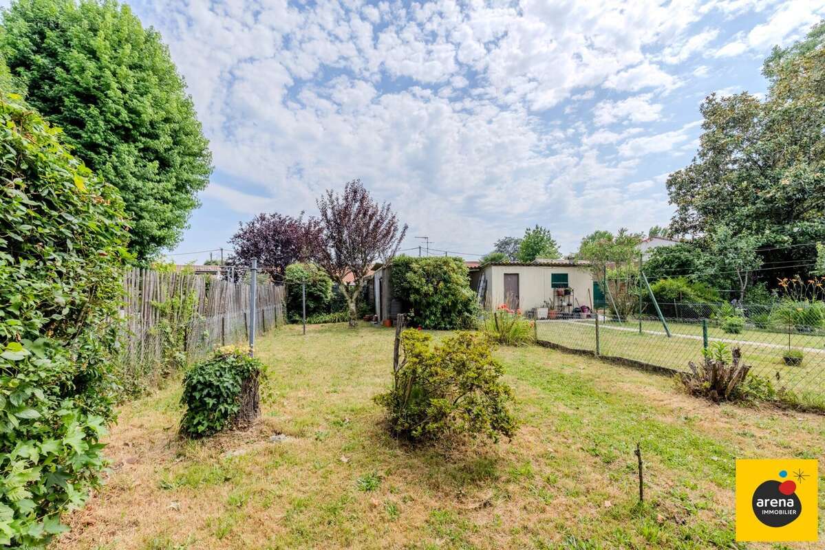 Maison 90 m² à Merignac  - photo 7