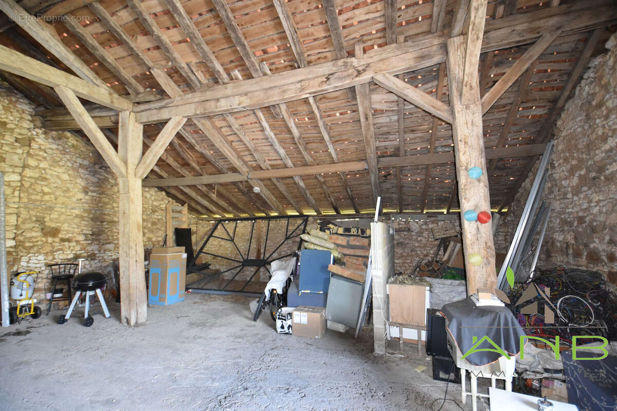Maison à GRASSAC
