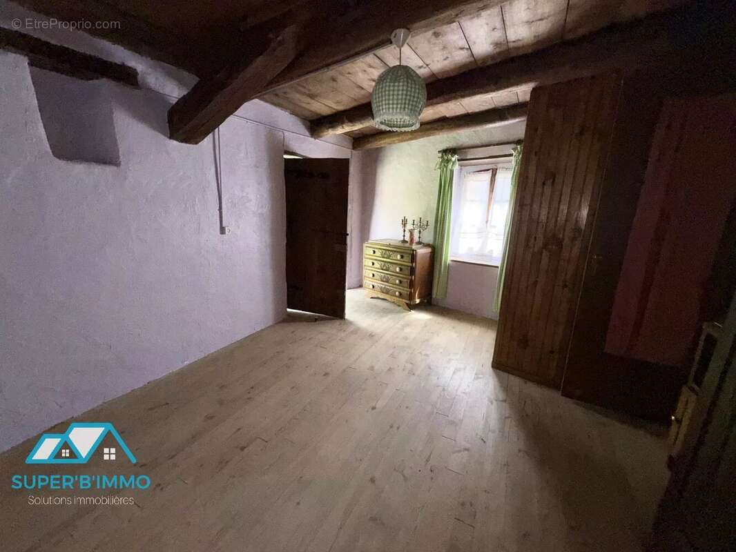 Maison à VIEILLE-BRIOUDE