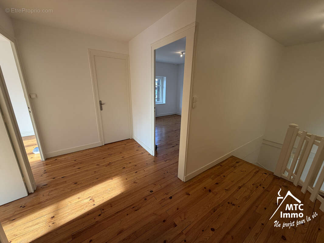 Appartement à LOYETTES